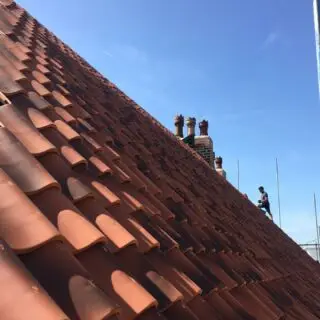 #roof #roofing #roofer #tiles #pantile #heritage #listedbuilding #old #chimney #sheffield #derbyshire #peakdistrict #yorkshire #staysafe #sunny